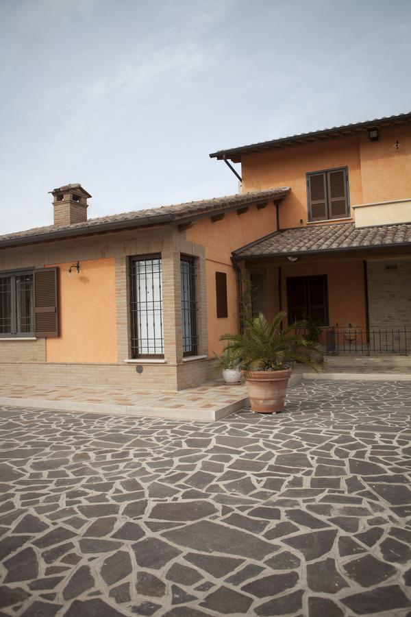 B&B La Gioiosa Assise Extérieur photo