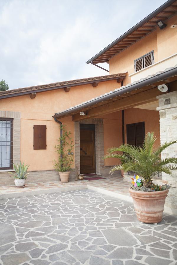 B&B La Gioiosa Assise Extérieur photo