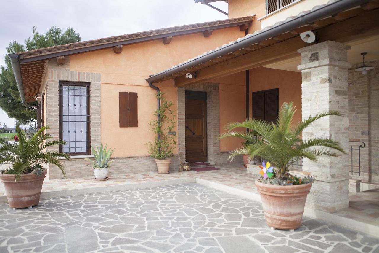B&B La Gioiosa Assise Extérieur photo
