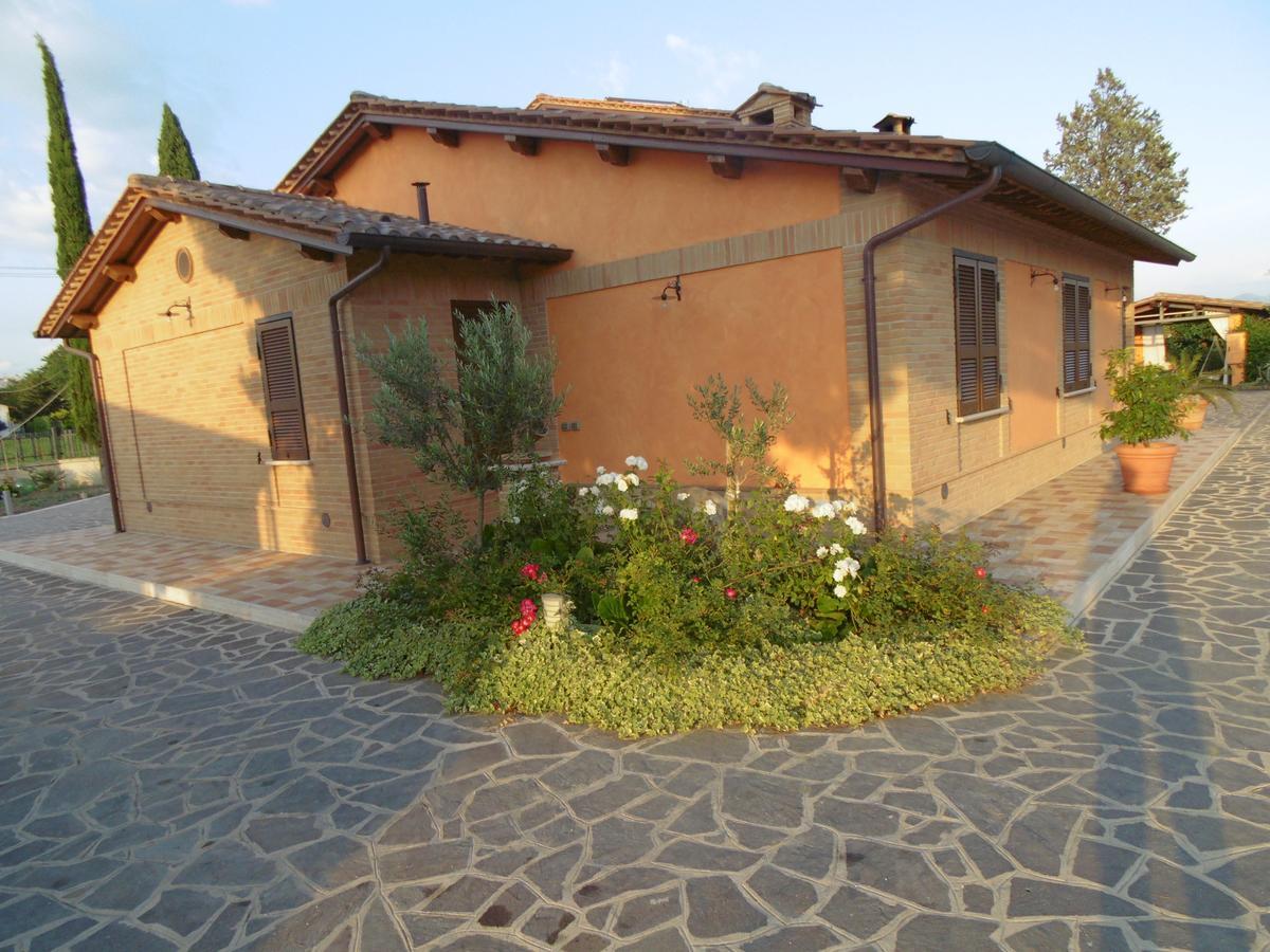 B&B La Gioiosa Assise Extérieur photo