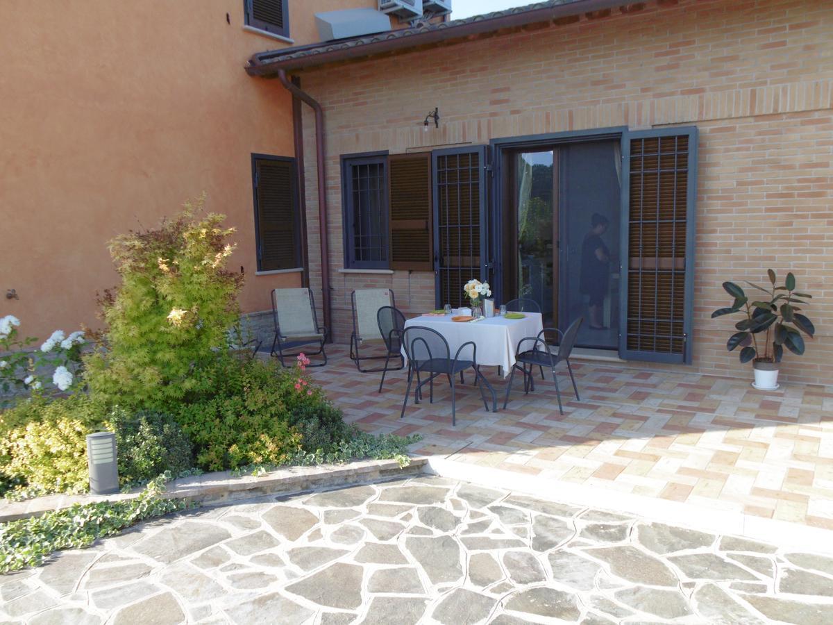 B&B La Gioiosa Assise Extérieur photo