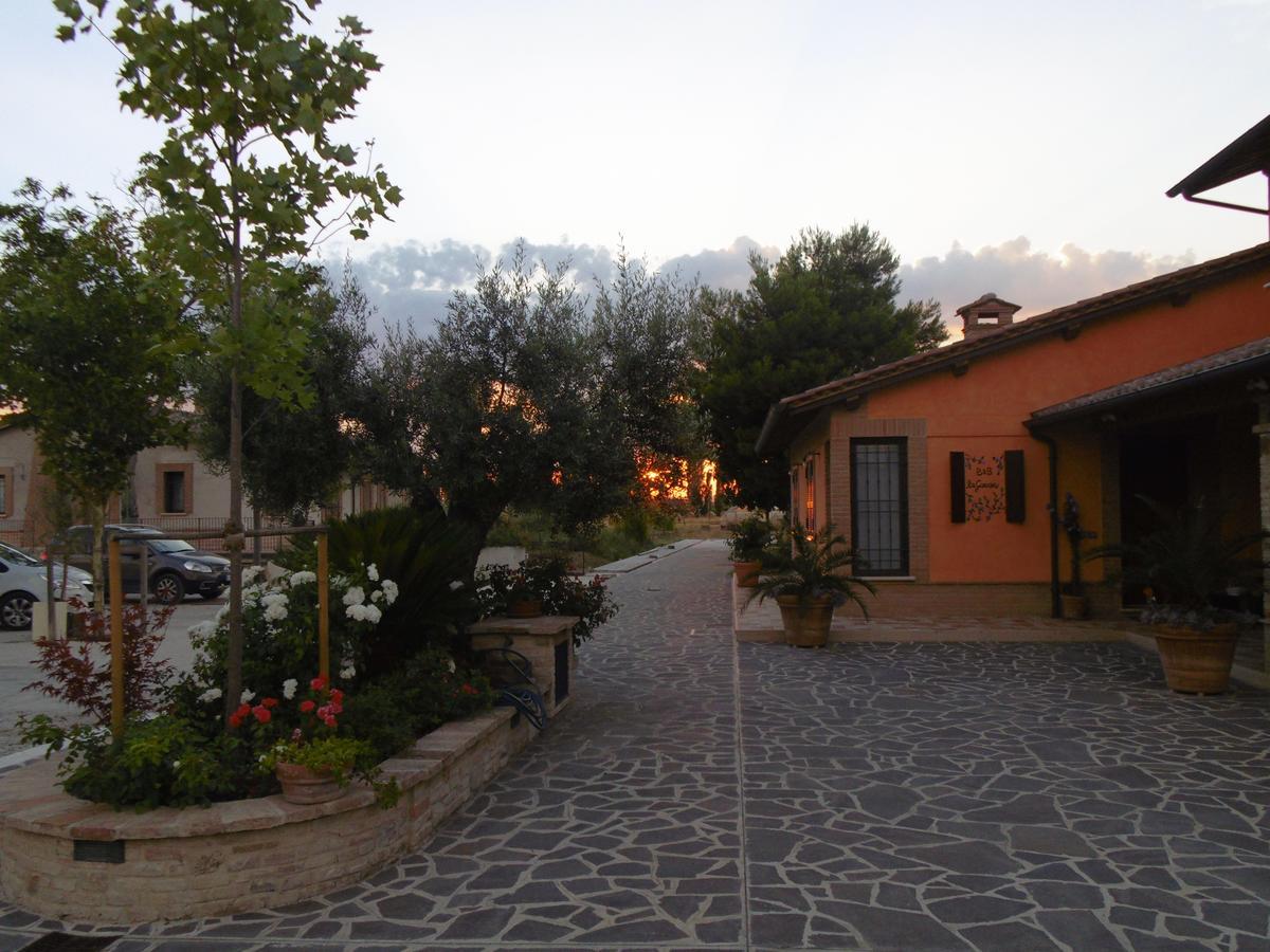 B&B La Gioiosa Assise Extérieur photo